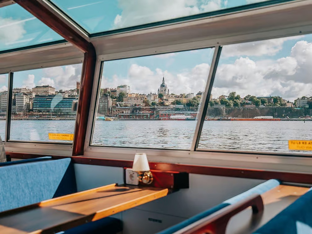 Stockholm city highlights boat tour